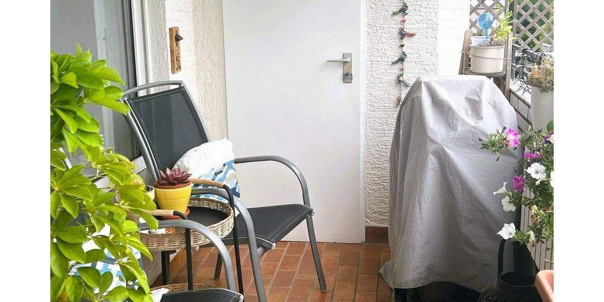 Attraktive Eigentumswohnung mit Aussicht - im Zentrum von Bergisch Gladbach 3 zimmer