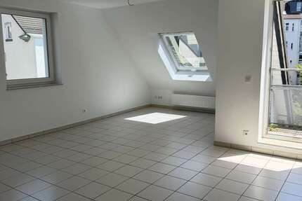 Wohnung Solingen Ohligs - 3 Zimmer, 102 m&sup2;, 999&euro; | Angebot:27142068