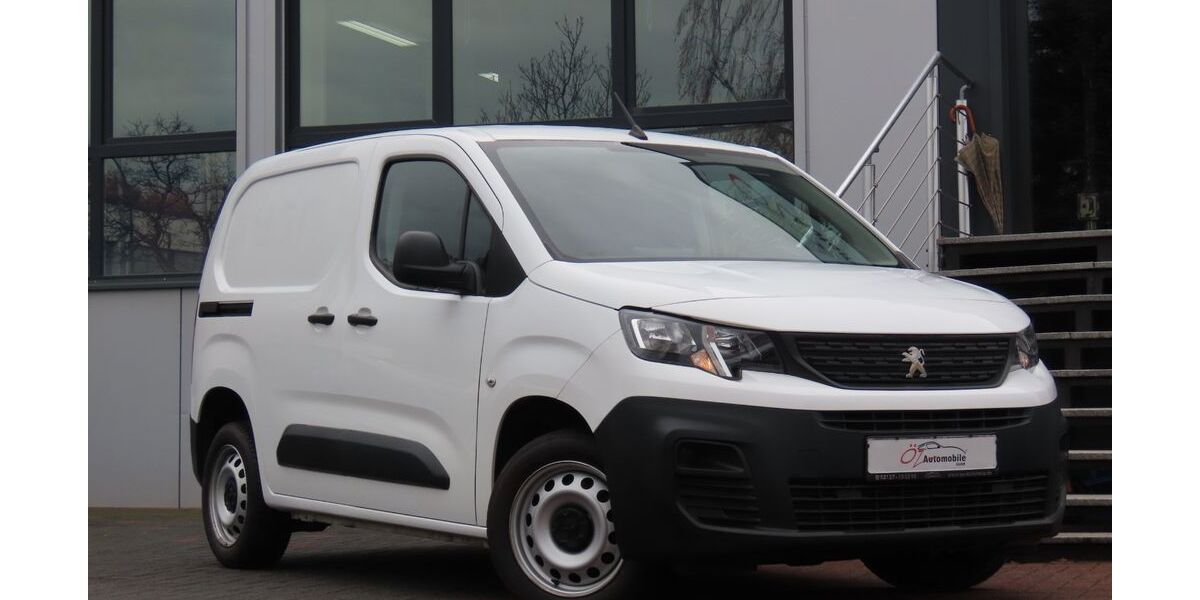 Peugeot Partner 99.565 km 9.900 € Neuss 41469