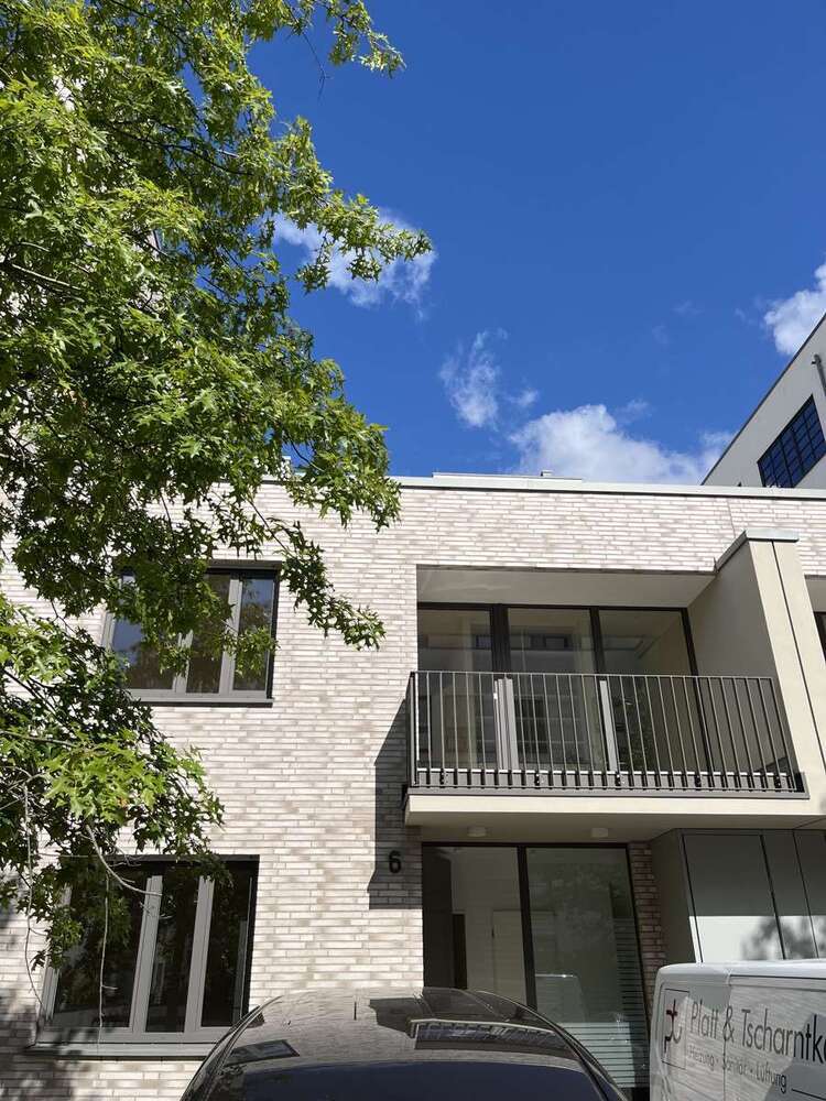Haus zum Mieten in Köln 2.460 € 162.4 m²