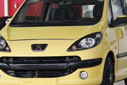 Peugeot 1007 128.000 km 1.500 &euro; Köln 50739