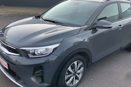 Kia Stonic 72.500 km 13.999 &euro; Bergisch Gladbach 51465