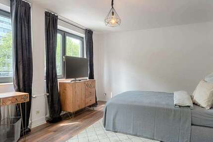 Zimmer Köln Altstadt-Süd - 805&euro; | Angebot:26303278