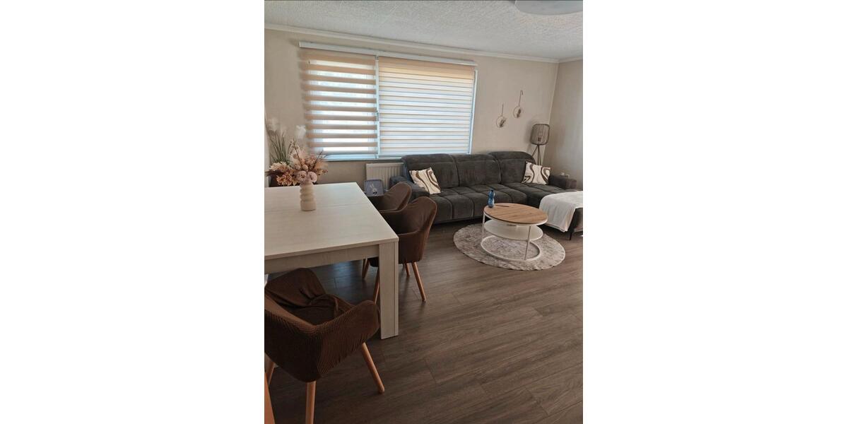 Erdgeschoßwohnung Solingen Central - 3 Zimmer, 73 m&sup2;, 700&euro; | Angebot:27567589