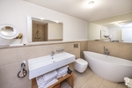 Charmantes Split-Level-Reihenendhaus in unmittelbarer Rheinnähe im Herzen von Düsseldorf-Benrath - Reihenendhaus Düsseldorf Stadtbezirk 9 | Angebot:27007603