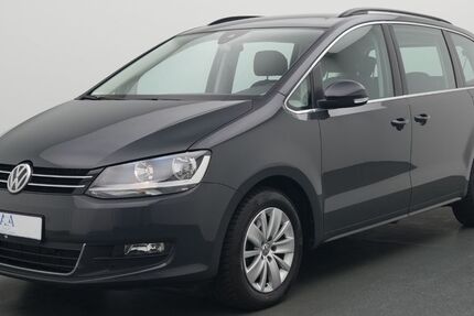 VW Sharan 103.700 km 24.980 € Leverkusen 51373
