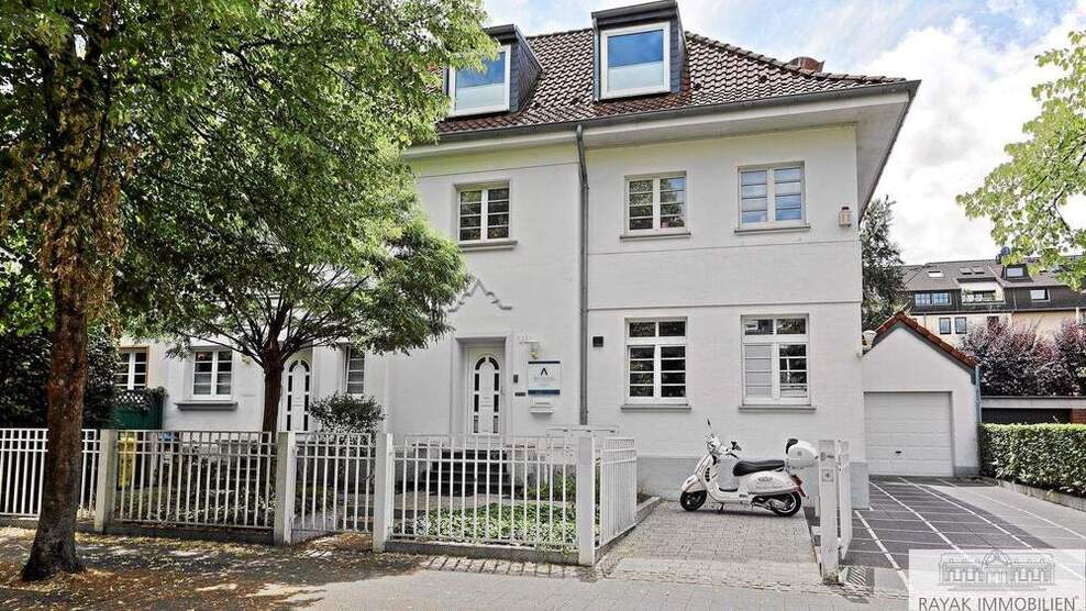 Eleganz und Funktion vereint - Exklusive Immobilie mit Gewerbe- und Wohnnutzung im Düsseldorfer Süden 1 zimmer