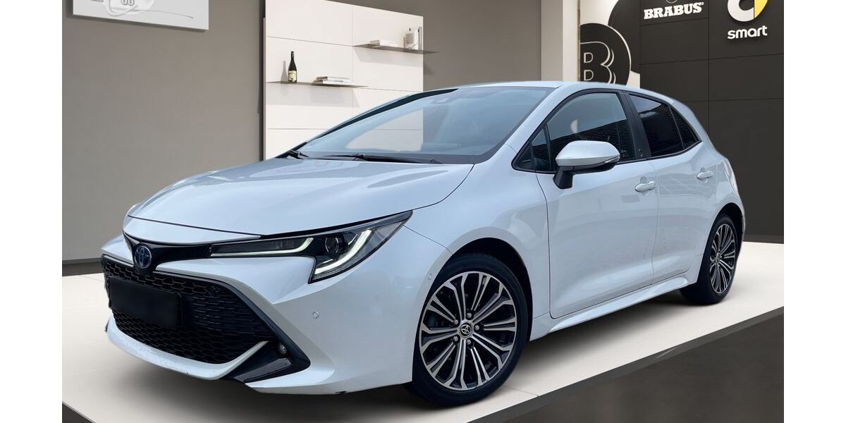 Toyota Corolla 33.210 km 19.990 &euro; Köln 51069