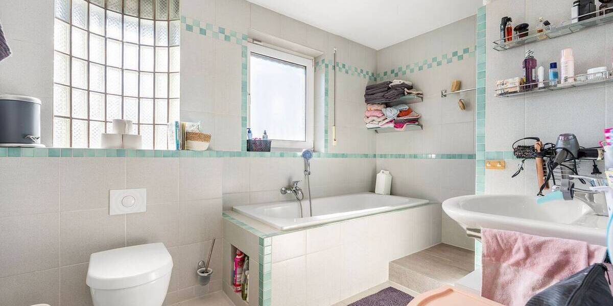 Etagenwohnung Bergheim Fliesteden - 3 Zimmer, 125 m&sup2;, 399.000&euro; | Angebot:26758822
