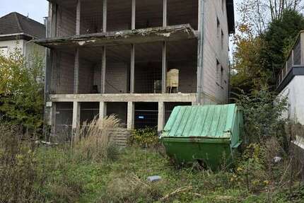 Haus Lindlar - 12 Zimmer, 399 m&sup2;, 199.000&euro; | Angebot:25131355