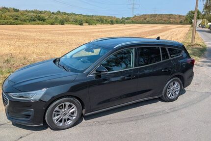 Ford Focus 59.500 km 16.800 &euro; Troisdorf 53844