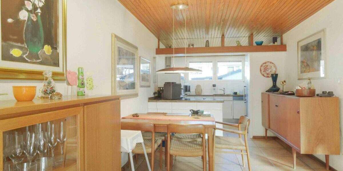 Reihenmittelhaus Leverkusen Rheindorf - 5 Zimmer, 121 m&sup2;, 398.000&euro; | Angebot:25155891