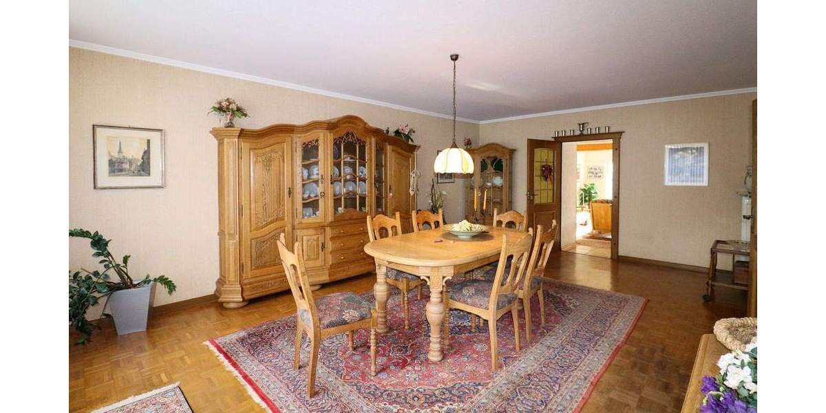 Reihenendhaus Grevenbroich Noithausen - 5 Zimmer, 146 m&sup2;, 375.000&euro; | Angebot:24596883