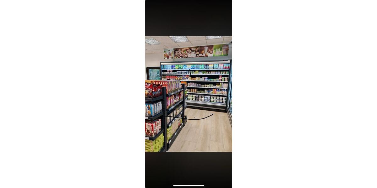 Lebensmitelgescheft ( Viva Market ) komplett eingerichtet zimmer