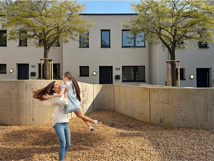 Reihenhaus Düsseldorf Flingern Süd - 4 Zimmer, 135 m&sup2;, 2.700&euro; | Angebot:26196887