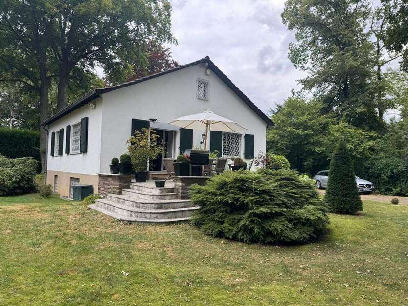 Haus zum Kaufen in Köln 1.950.000 € 177.48 m²
