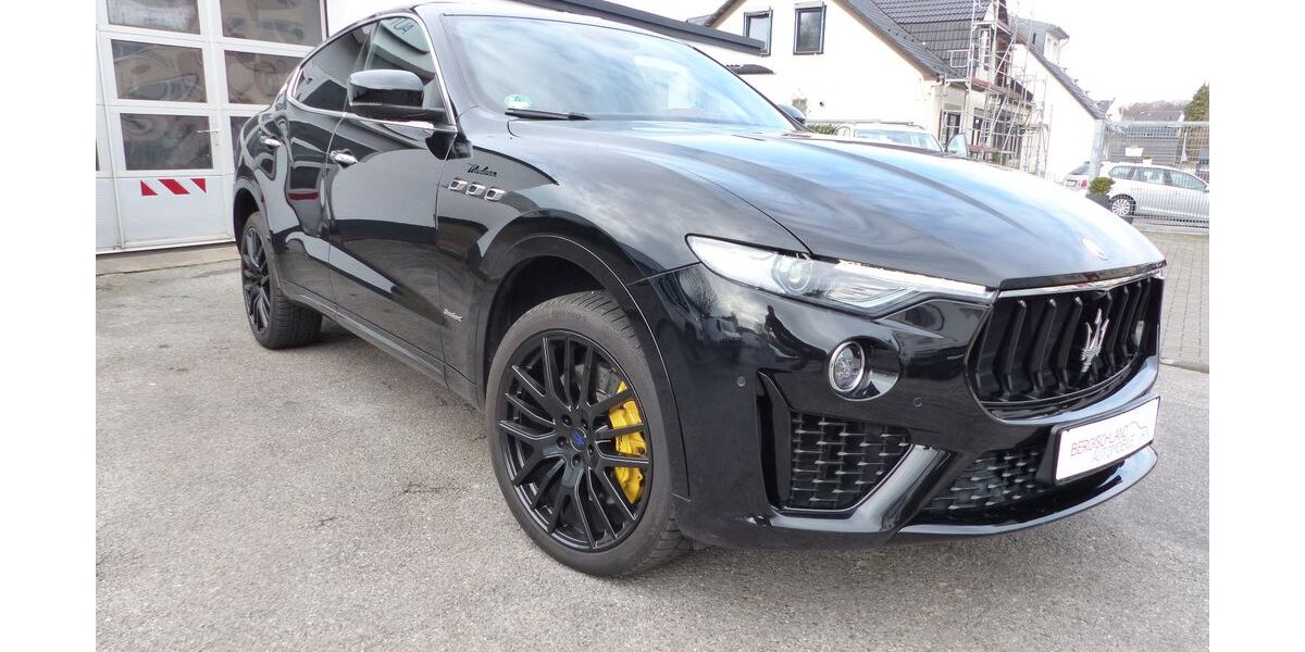 Maserati Levante 68.500 km 43.950 &euro; Solingen 42699
