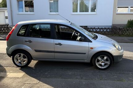Ford Fiesta 106.000 km 1.690 &euro; Pulheim 50259