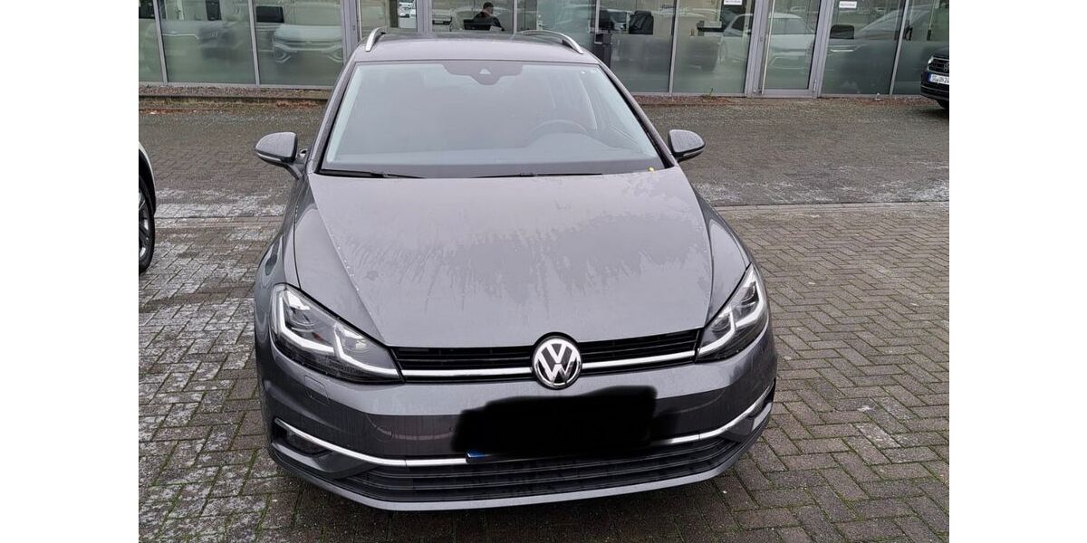 VW Golf 149.000 km 13.900 &euro; Troisdorf 53842
