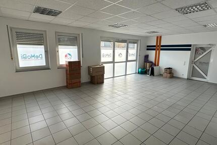 Ladenlokal Yogastudio Praxis zimmer