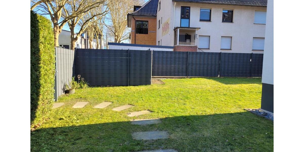 Traumhafte 3-Zimmer-Wohnung mit großem Garten in Solingen-Gräfrat 3 zimmer