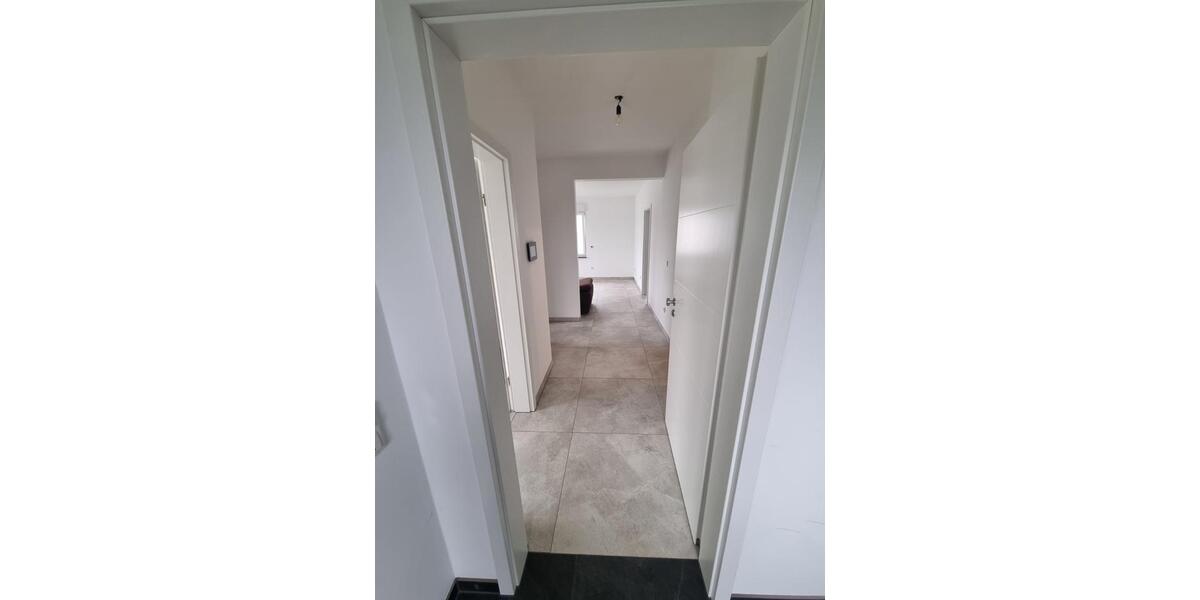 Etagenwohnung Lindlar - 3 Zimmer, 68 m&sup2;, 950&euro; | Angebot:25305714