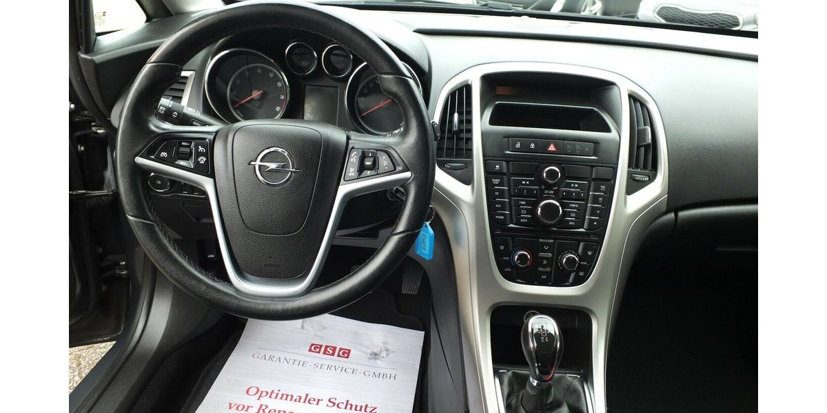 Opel Astra ACTIVE KLIMAANLAGE 17ZOLL LMF TEMPOMAT 92.855 km 6.904 &euro; Köln 50858