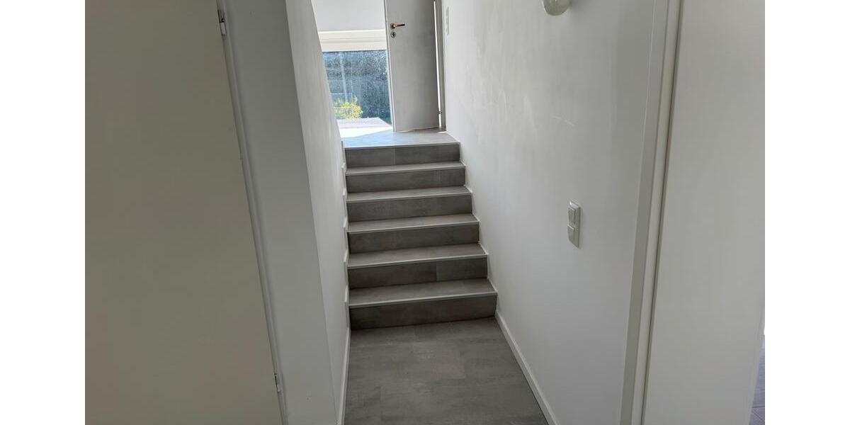 Maisonettenwohnung Bergisch Gladbach Gronau - 6 Zimmer, 120 m&sup2;, 1.600&euro; | Angebot:26532292