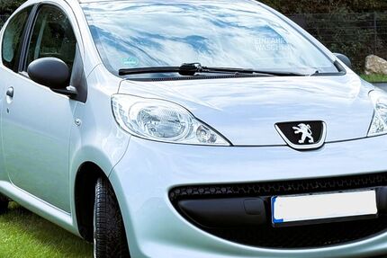 Peugeot 107 82.000 km 1.990 &euro; Köln 51147