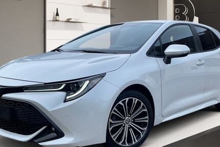 Toyota Corolla 18.722 km 23.988 &euro; Köln 51069