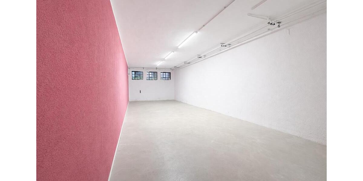 Attraktive Gewerbeeinheit mit Schaufensterfront, Lager & Stellplätzen zu Mieten zimmer