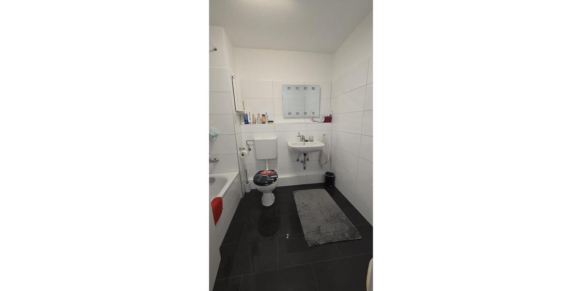 Dachgeschoßwohnung Solingen Ohligs - 2 Zimmer, 57 m&sup2;, 150.000&euro; | Angebot:27018531