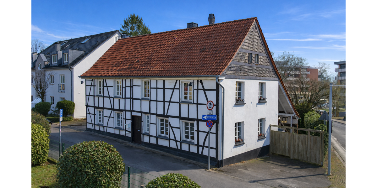 Haus zum Kaufen in Mettmann 785.000 € 270 m² 7 zimmer