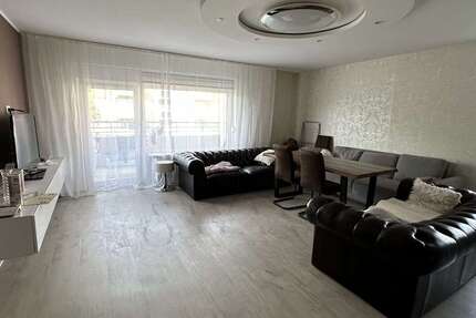 Wohnung zum Kaufen in Grevenbroich 189.000 € 92 m² 4 zimmer