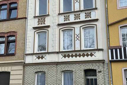 Haus zum Kaufen in Köln 310.000 € 201 m² 7 zimmer