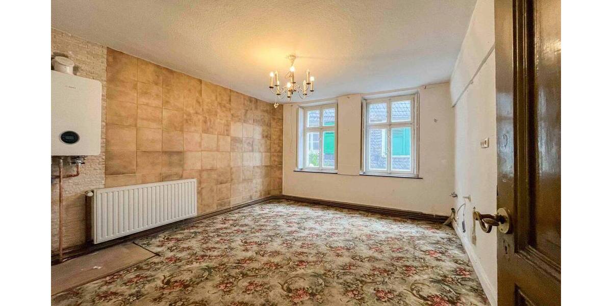 Einfamilienhaus Solingen Gräfrath - 6 Zimmer, 108 m&sup2;, 160.000&euro; | Angebot:26418450