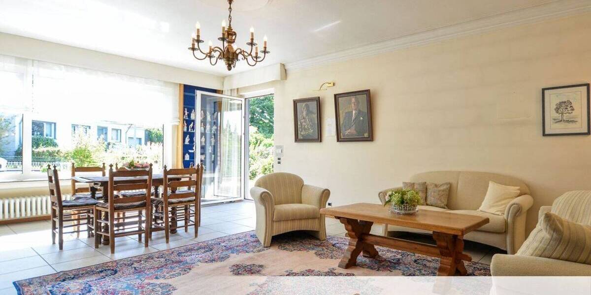 Ihr Traumhaus in ruhiger Lage von Bensberg: Luxuriös errichtetes Einfamilienhaus mit Schwimmbad! 4 zimmer