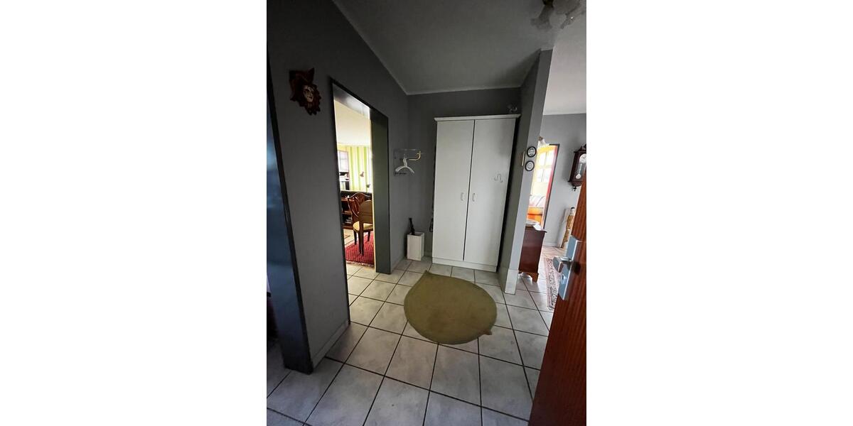 Etagenwohnung Neuss - 3 Zimmer, 82 m&sup2;, 258.000&euro; | Angebot:26902565