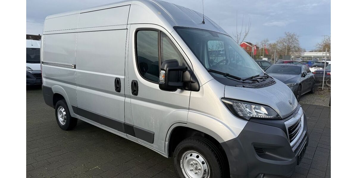 Peugeot Boxer 200.000 km 9.900 € Bedburg (bei Köln) 50181