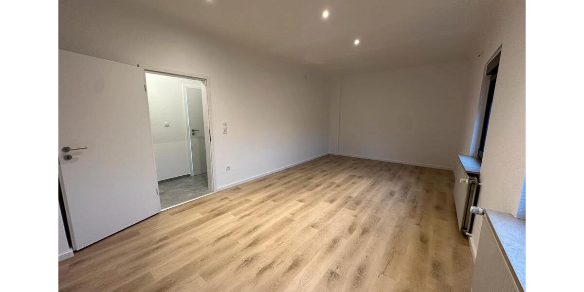 Dachgeschoßwohnung Erftstadt - 2 Zimmer, 70 m&sup2;, 730&euro; | Angebot:25111748