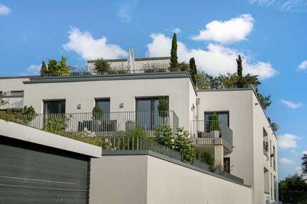 Haus zum Kaufen in Bergisch Gladbach 1.699.000 € 256 m² 6 zimmer