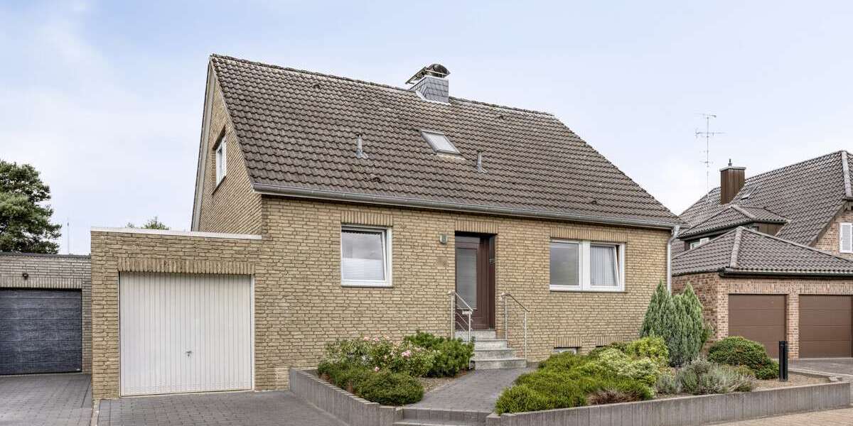 Haus zum Kaufen in Rommerskirchen Vanikum 295.000 € 94 m² 3 zimmer