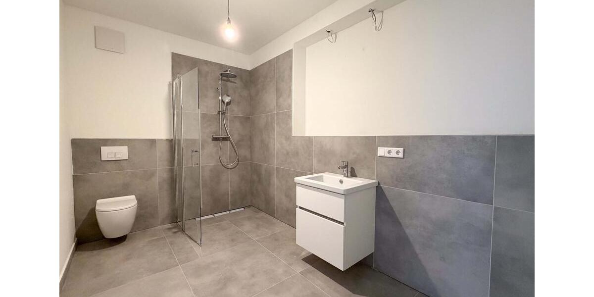 Etagenwohnung Düsseldorf Pempelfort - 3 Zimmer, 77 m&sup2;, 1.470&euro; | Angebot:25170094