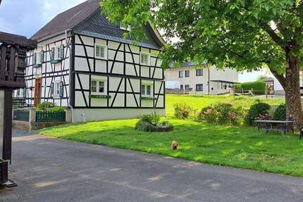 Attraktiver Resthof mit vielfachen Gestaltungsmöglichkeiten 6 zimmer