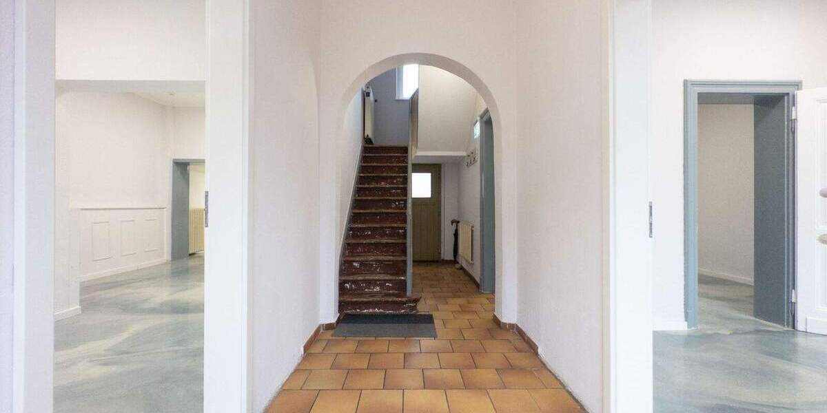 Gewerbeobjekt Kerpen Brüggen - 1 Zimmer, 202 m&sup2;, 385.000&euro; | Angebot:23437351