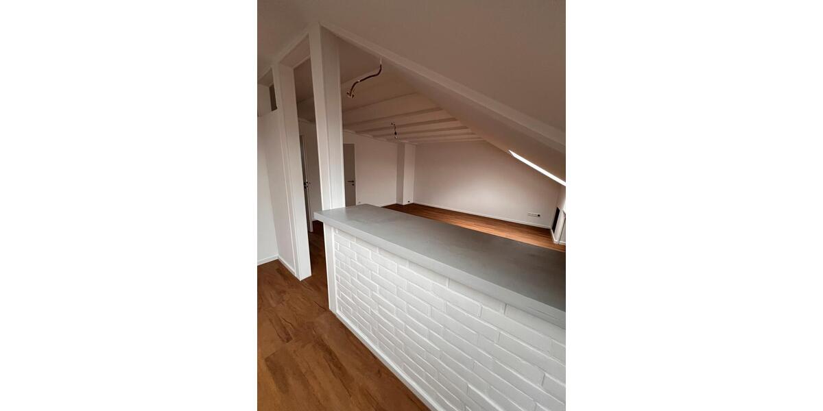 Dachgeschoßwohnung Dormagen Sankt Peter - 2 Zimmer, 50 m&sup2;, 600&euro; | Angebot:25626681