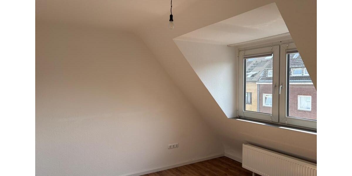 Etagenwohnung Düsseldorf Stadtbezirk 9 - 1 Zimmer, 18 m&sup2;, 600&euro; | Angebot:26396537