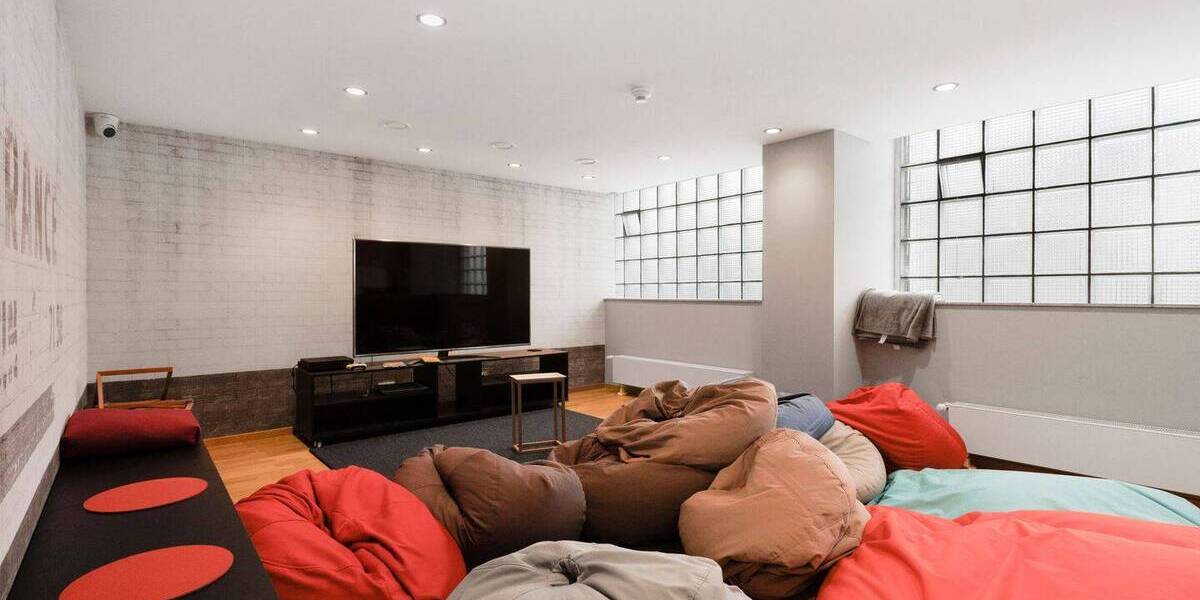 Zentral + möbliert: 1-Zimmer-Apartment gelegen in Köln-Ehrenfeld ab Februar | Maxi Studio 1 zimmer