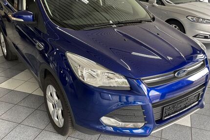 Ford Kuga 94.408 km 10.890 &euro; Kerpen 50169