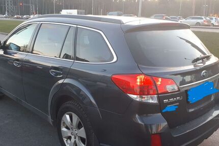 Subaru Outback 230.000 km 5.000 € Düsseldorf 40225